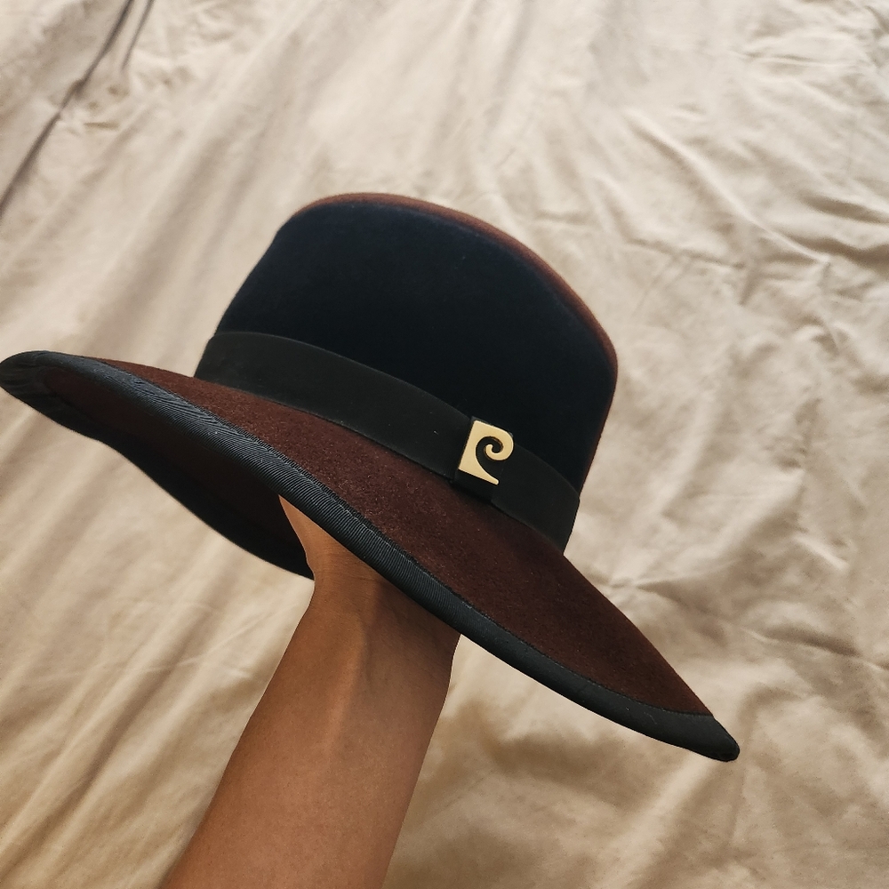 PIERRE CARDIN Vintage Wool Hat